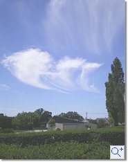 Chemtrail: 12 juillet 2007 - 14:43 - Sainte Suzanne (Mayenne)